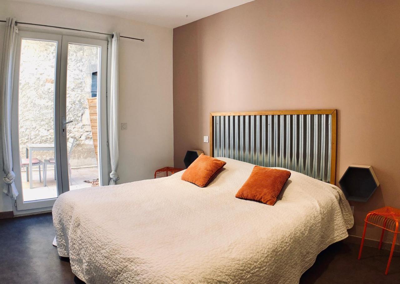 Appartements entre Provence et Camargue Tarascon Extérieur photo